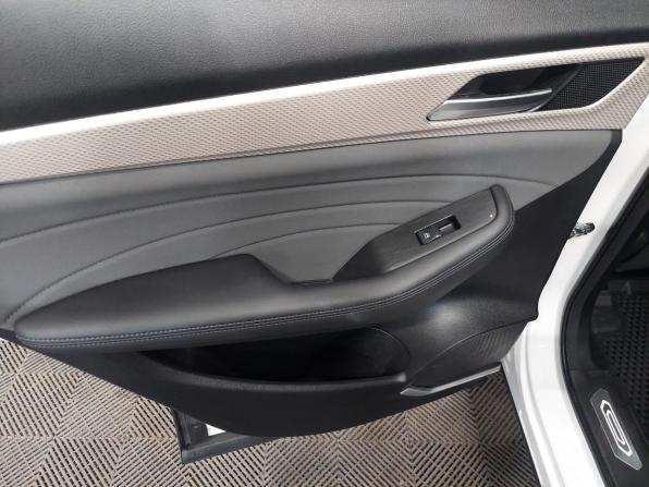 Haval F7 I Рестайлинг с пробегом 2024 года, цена 2 240 000 рублей, 17728 км, внедорожник, Автокод Объявления