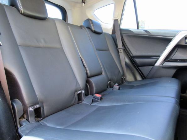Toyota RAV4 IV (XA40) с пробегом 2015 года, цена 2 350 000 рублей, 108364 км, внедорожник, Автокод Объявления