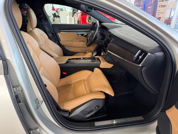 Volvo V90 Cross Country I с пробегом 2018 года, цена 3 175 900 рублей, 136164 км, универсал, Автокод Объявления