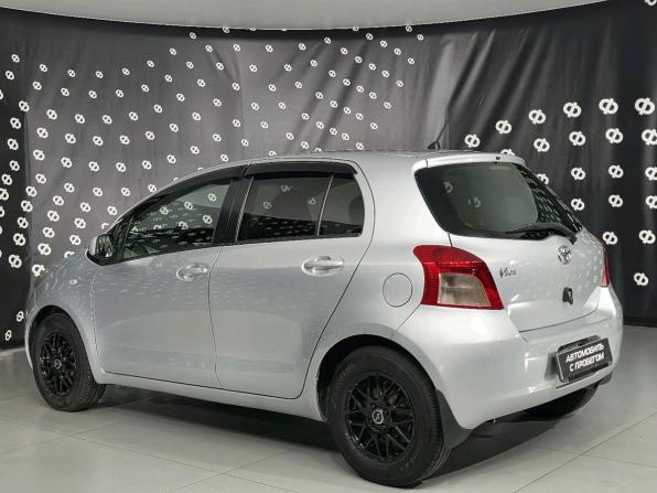 Toyota Vitz II (XP90) с пробегом 2005 года, цена 420 000 рублей, 166557 км, хэтчбек, Автокод Объявления