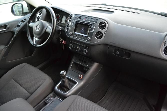 Volkswagen Tiguan I Рестайлинг с пробегом 2015 года, цена 1 350 000 рублей, 133020 км, внедорожник, Автокод Объявления