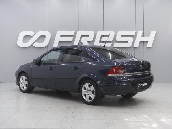 Opel Astra H Рестайлинг с пробегом 2010 года, цена 590 000 рублей, 243436 км, седан, Автокод Объявления