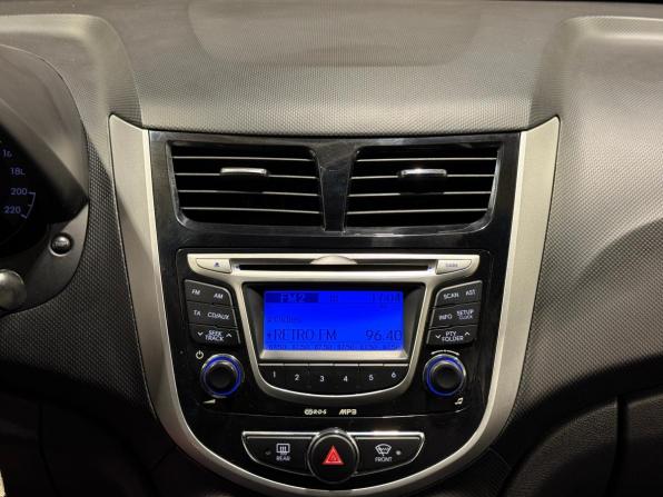 Hyundai Solaris I с пробегом 2011 года, цена 850 000 рублей, 128921 км, седан, Автокод Объявления