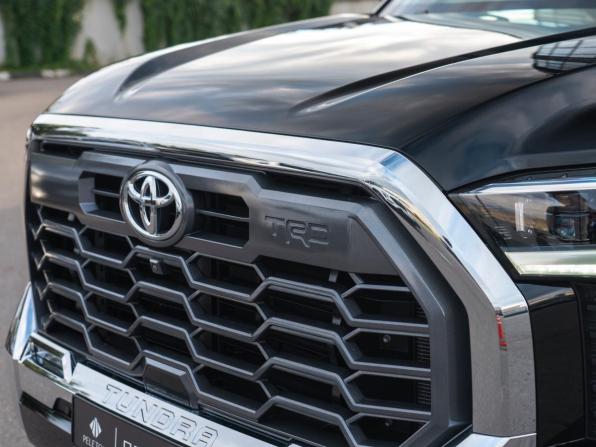 Toyota Tundra III с пробегом 2025 года, цена 9 050 000 рублей, 10390 км, пикап, Автокод Объявления