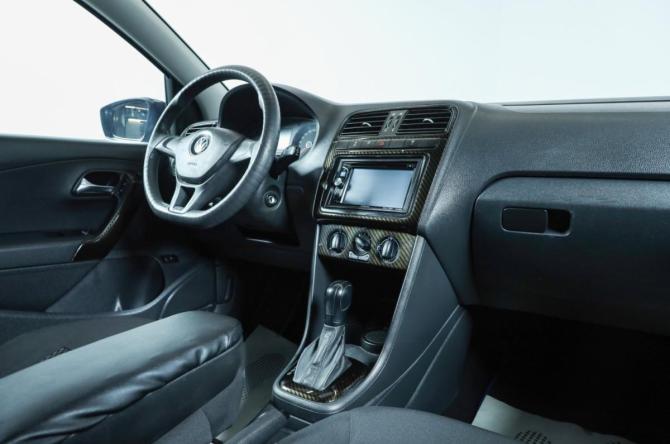 Volkswagen Polo V Рестайлинг с пробегом 2019 года, цена 1 149 000 рублей, 150000 км, седан, Автокод Объявления