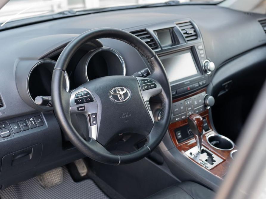Toyota Highlander II (XU40) Рестайлинг Новосибирск  - изображение 11
