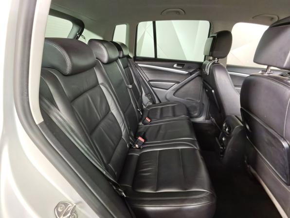 Volkswagen Tiguan I Рестайлинг с пробегом 2012 года, цена 1 369 000 рублей, 124772 км, внедорожник, Автокод Объявления