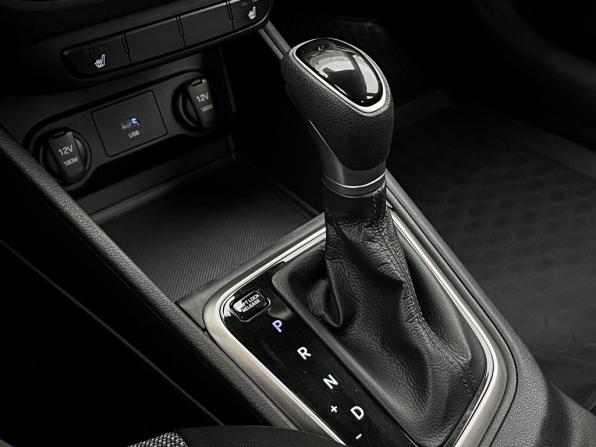 Hyundai Solaris II Рестайлинг с пробегом 2021 года, цена 1 532 400 рублей, 71558 км, седан, Автокод Объявления