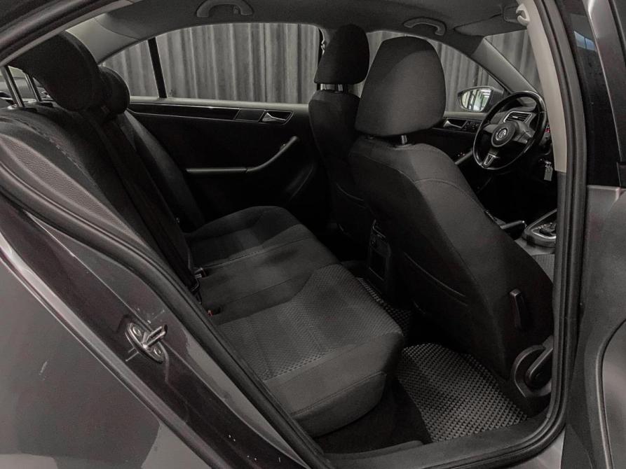 Volkswagen Jetta VI Красноярск  - изображение 13