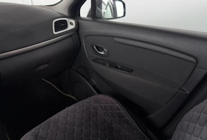 Renault Scenic II Рестайлинг с пробегом 2009 года, цена 480 000 рублей, 463173 км, компактвэн, Автокод Объявления