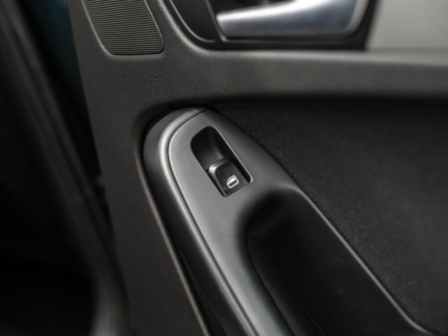 Audi A4 IV (B8) Красноярск  - изображение 19