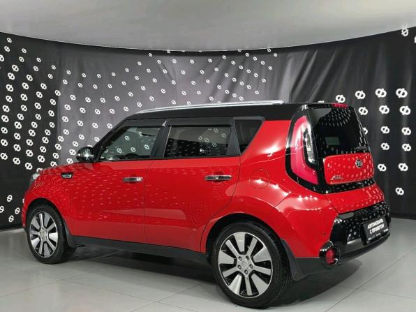 Kia Soul II Рестайлинг с пробегом 2016 года, цена 1 300 000 рублей, 129000 км, хэтчбек, Автокод Объявления