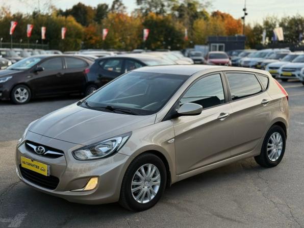 Hyundai Solaris I с пробегом 2011 года, цена 699 000 рублей, 173207 км, хэтчбек, Автокод Объявления