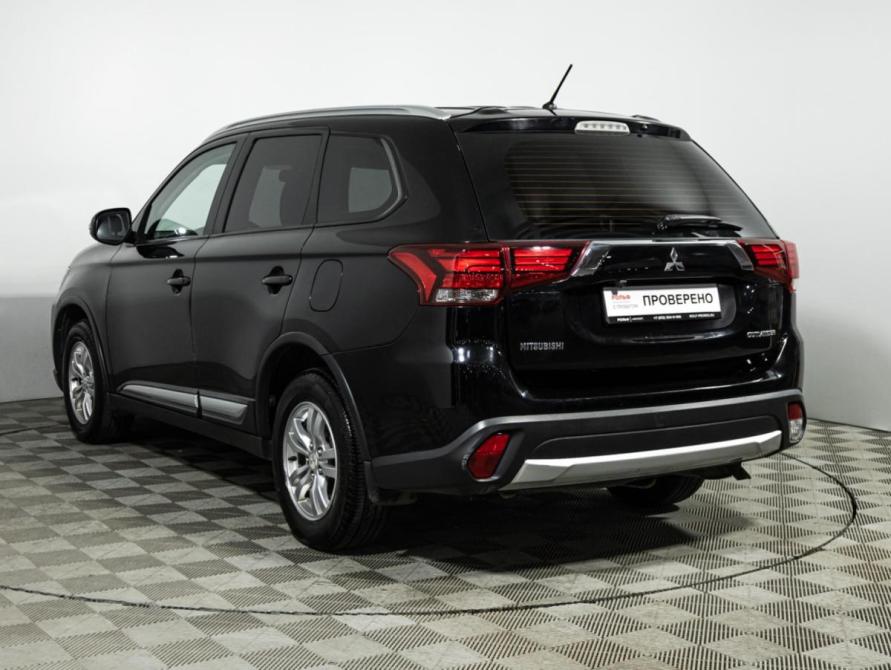 Mitsubishi Outlander III Рестайлинг 2 Санкт-Петербург  - изображение 7