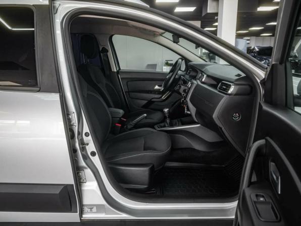 Renault Duster II с пробегом 2022 года, цена 2 550 000 рублей, 54743 км, внедорожник, Автокод Объявления