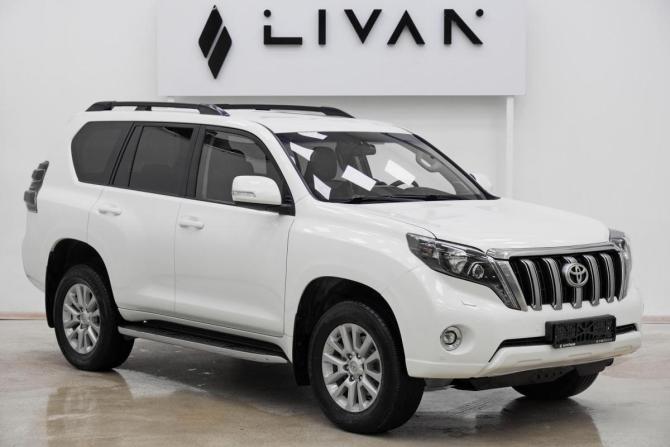 Toyota Land Cruiser Prado 150 Series Рестайлинг 1 с пробегом 2016 года, цена 3 349 000 рублей, 172000 км, внедорожник, Автокод Объявления