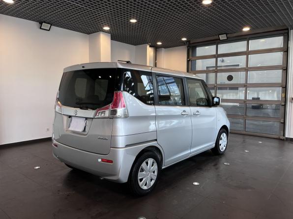 Suzuki Solio III с пробегом 2017 года, цена 995 000 рублей, 140513 км, микровэн, Автокод Объявления