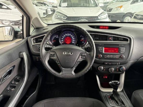 Kia Ceed II Рестайлинг с пробегом 2018 года, цена 1 400 000 рублей, 101068 км, универсал, Автокод Объявления