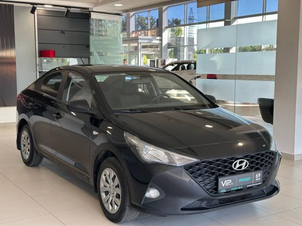 Hyundai Solaris II Рестайлинг с пробегом 2021 года, цена 1 367 000 рублей, 151225 км, седан, Автокод Объявления