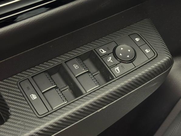 Mitsubishi L200 VI с пробегом 2025 года, цена 5 075 000 рублей, 10 км, offers.body_type.unknown, Автокод Объявления