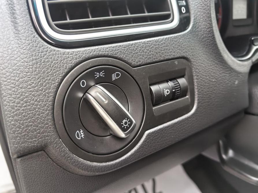 Volkswagen Polo V Рестайлинг Нижнекамск  - изображение 13