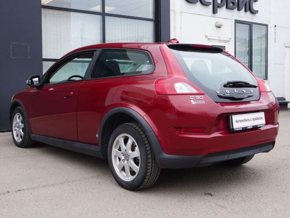 Volvo C30 I Рестайлинг с пробегом 2011 года, цена 740 000 рублей, 220957 км, хэтчбек, Автокод Объявления