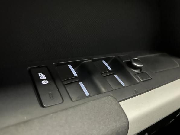 Land Rover Defender II с пробегом 2021 года, цена 4 500 000 рублей, 57600 км, внедорожник, Автокод Объявления