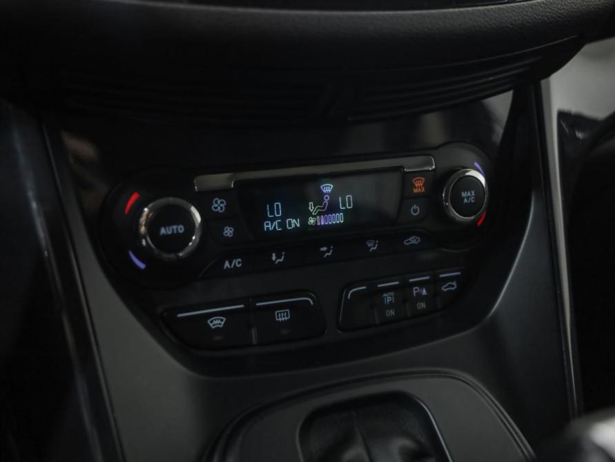 Ford Kuga II Санкт-Петербург  - изображение 16