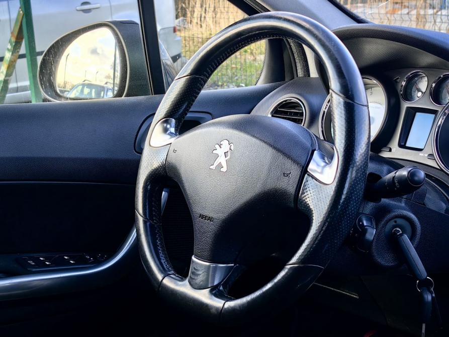 Peugeot 308 I Рестайлинг Санкт-Петербург  - изображение 9