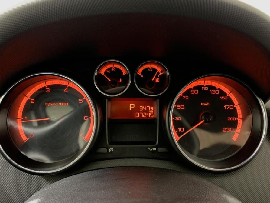 Peugeot 308 I Москва  - изображение 14