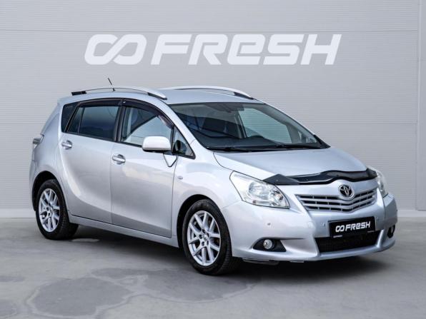 Toyota Verso I с пробегом 2011 года, цена 950 000 рублей, 253129 км, компактвэн, Автокод Объявления