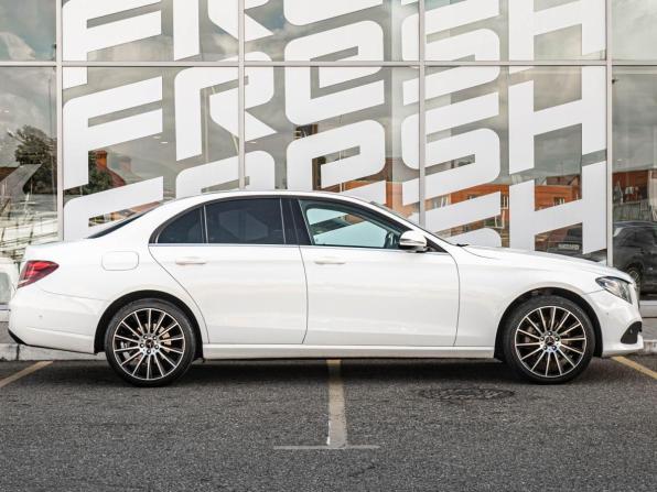 Mercedes-Benz E-Класс V (W213 S213 C238) с пробегом 2018 года, цена 1 850 000 рублей, 304391 км, седан, Автокод Объявления
