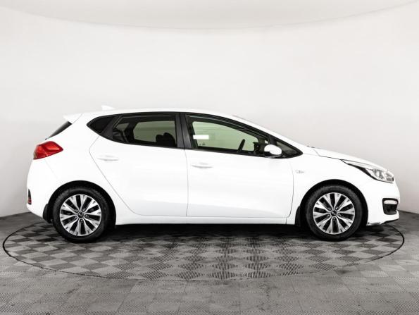 Kia Ceed II Рестайлинг с пробегом 2017 года, цена 1 449 000 рублей, 100621 км, хэтчбек, Автокод Объявления