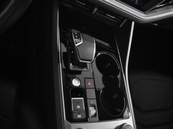 Volkswagen Touareg III с пробегом 2018 года, цена 4 300 000 рублей, 175129 км, внедорожник, Автокод Объявления
