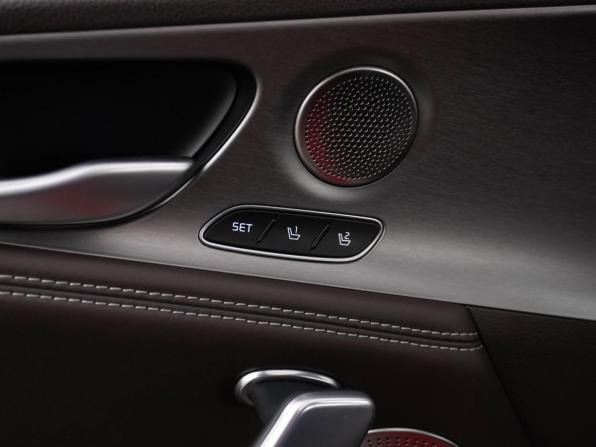 Kia Stinger I с пробегом 2018 года, цена 2 499 999 рублей, 122608 км, лифтбек, Автокод Объявления