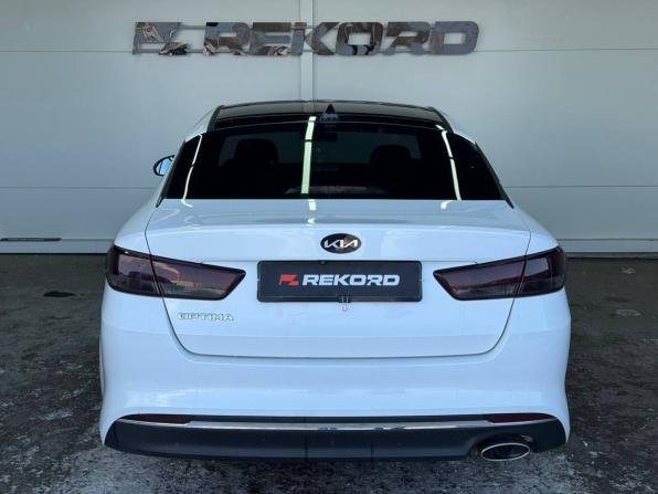 Kia Optima IV с пробегом 2016 года, цена 1 549 000 рублей, 176672 км, седан, Автокод Объявления