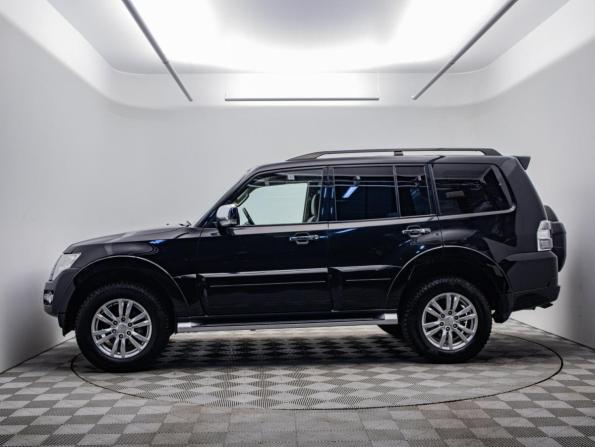 Mitsubishi Pajero IV Рестайлинг 2 с пробегом 2017 года, цена 2 880 000 рублей, 122500 км, внедорожник, Автокод Объявления