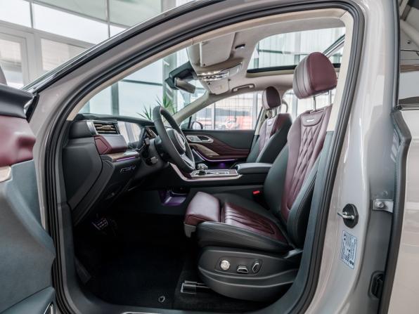 Hongqi HS7 II с пробегом 2025 года, цена 5 590 000 рублей, 4 км, внедорожник, Автокод Объявления