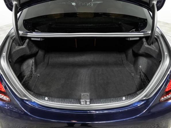 Mercedes-Benz C-Класс IV (W205) Рестайлинг с пробегом 2018 года, цена 2 899 700 рублей, 115113 км, седан, Автокод Объявления