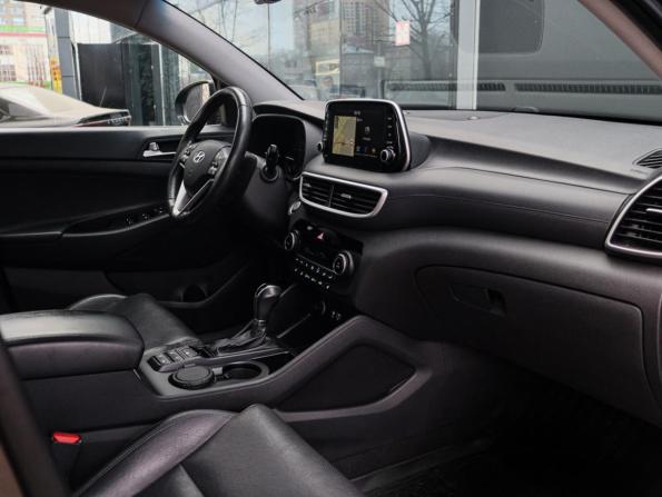 Hyundai Tucson III Рестайлинг с пробегом 2019 года, цена 2 050 000 рублей, 162944 км, внедорожник, Автокод Объявления