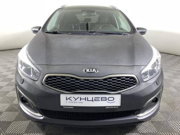 Kia Ceed II Рестайлинг с пробегом 2018 года, цена 1 368 000 рублей, 144690 км, хэтчбек, Автокод Объявления