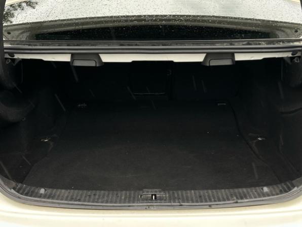 Mercedes-Benz E-Класс IV (W212 S212 C207) Рестайлинг с пробегом 2013 года, цена 1 749 000 рублей, 287293 км, седан, Автокод Объявления