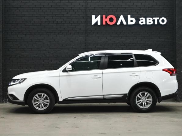Mitsubishi Outlander III Рестайлинг 3 с пробегом 2021 года, цена 3 050 000 рублей, 78018 км, внедорожник, Автокод Объявления