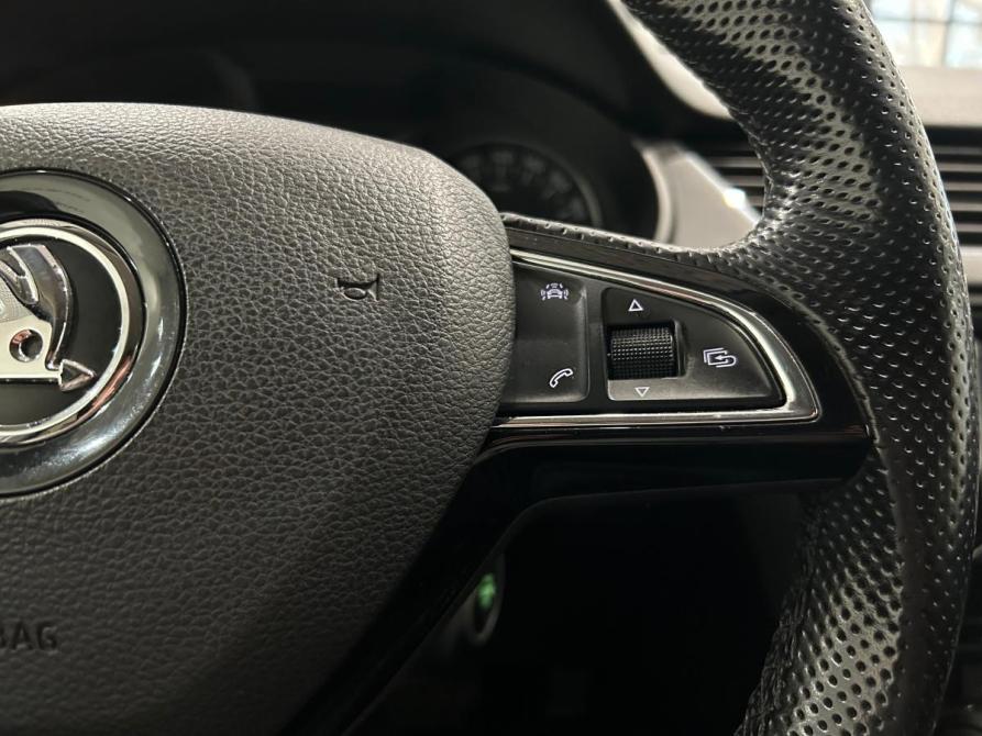 Skoda Octavia III (A7) Санкт-Петербург  - изображение 18