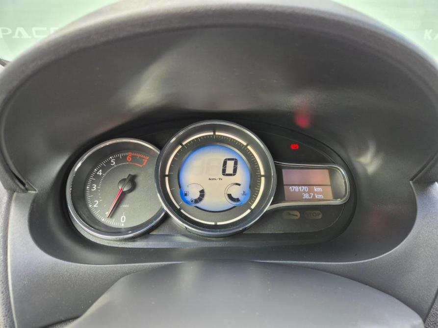 Renault Fluence I Рестайлинг Екатеринбург  - изображение 9