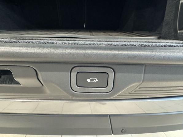 Land Rover Range Rover IV с пробегом 2015 года, цена 4 225 000 рублей, 192111 км, внедорожник, Автокод Объявления