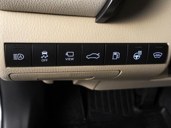Toyota Camry VIII (XV70) с пробегом 2018 года, цена 2 797 000 рублей, 177622 км, седан, Автокод Объявления