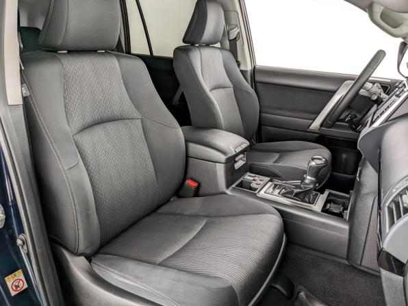 Toyota Land Cruiser Prado 150 Series Рестайлинг 2 с пробегом 2018 года, цена 4 605 000 рублей, 135589 км, внедорожник, Автокод Объявления