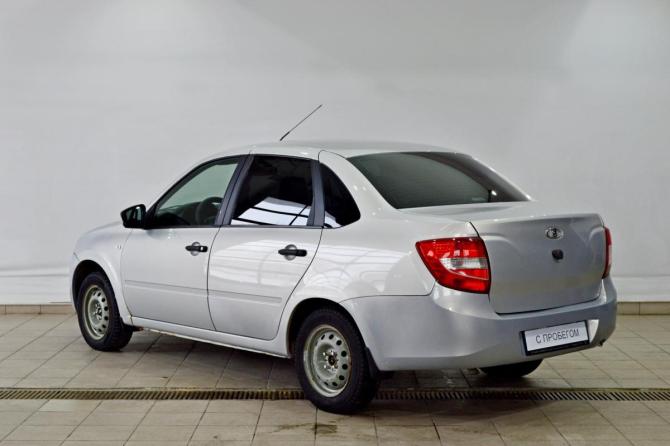 Lada (ВАЗ) Granta I с пробегом 2018 года, цена 390 000 рублей, 141727 км, седан, Автокод Объявления