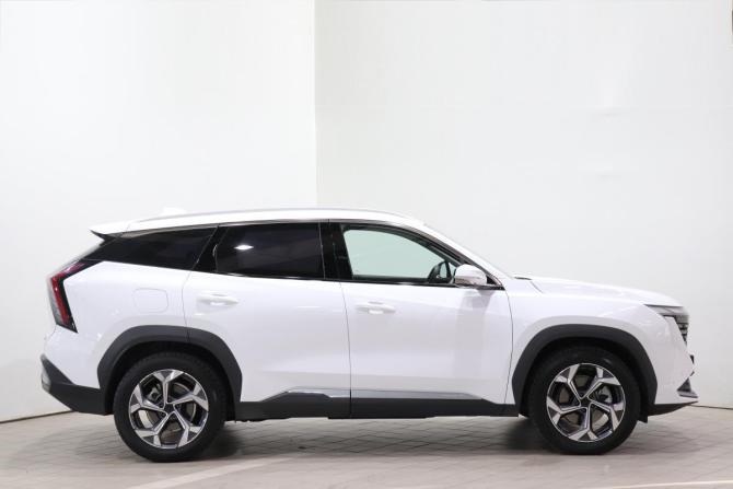 Geely Atlas II с пробегом 2024 года, цена 2 910 000 рублей, 28211 км, внедорожник, Автокод Объявления